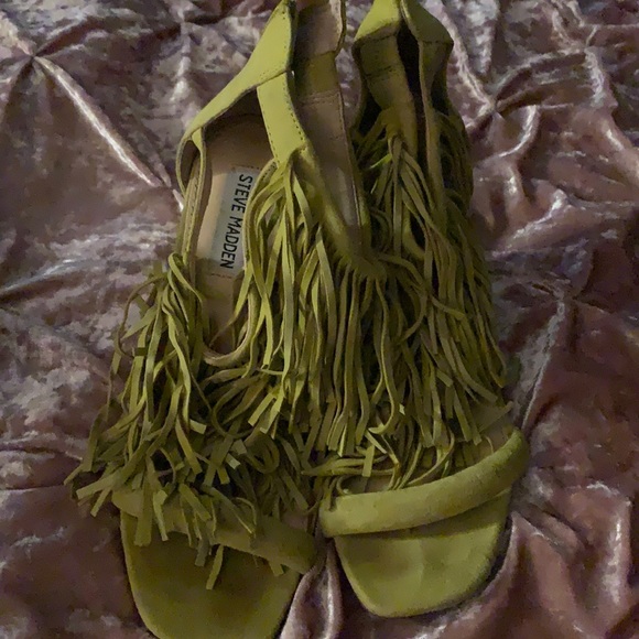 Steve Madden Fringly - Picture 6 of 10